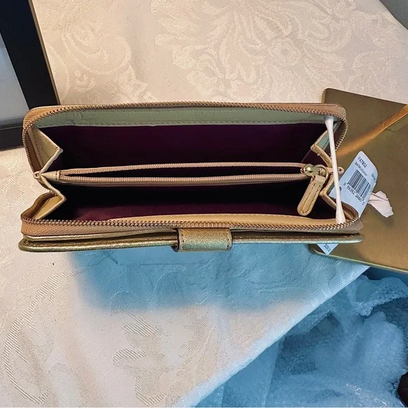 Coach Rare NWT Poppy Pop C Jazzy Signature Wallet Vibrant Design MSRP $228 - Picture 11 of 12